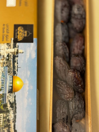 SUPER JUMBO/JUMBO Premium Medjoul-Datteln 450G aus Palästina - Majestätische Datteln aus frischer Ernte | Unvergleichlicher Genuss | 100% Natürlich und ohne jegliche Zusatzstoffe